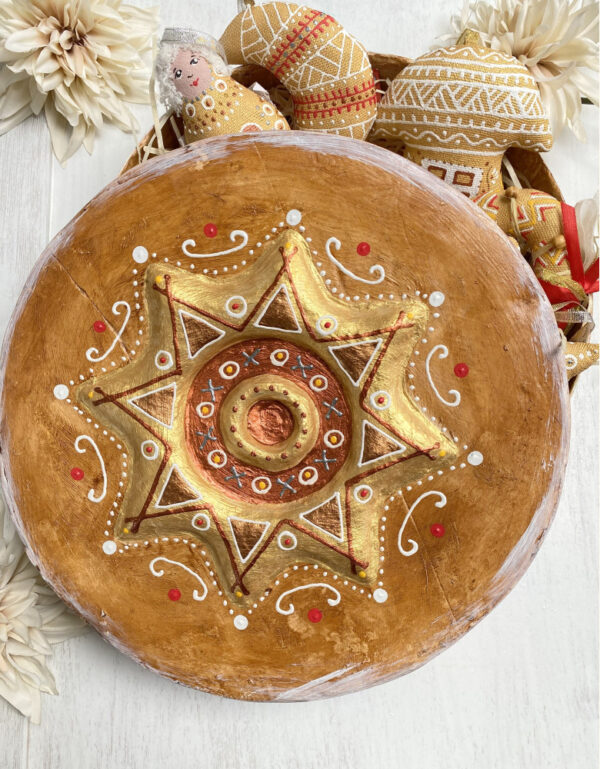 Gift Set – Golden Collection (Round Box) - Image 2
