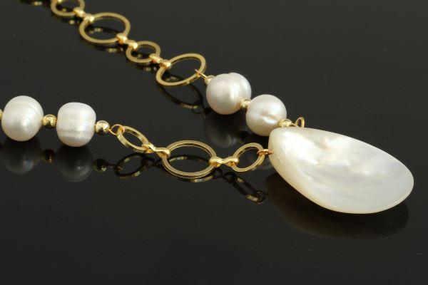 Gold Plated Baroque Pearl Necklace with Mother of Pearl Charm “Jacqueline” - Image 4