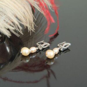 Rhodium Pink Pearl Earrings “Damiana”
