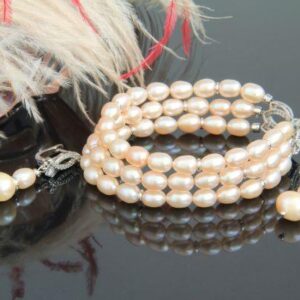 Pink Pearl Jewelry Set Bracelet and Earrings “Damiana”