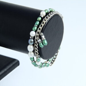 Double Pearl Chain Bracelet “Laverna” Green and White Pearls