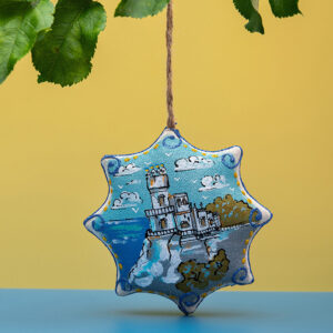 Vanilla-Scented Star Ornament – Swallow’s Nest, Crimea