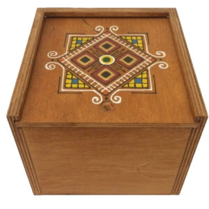 Plywood Box 14×14 cm – Dark Graphic