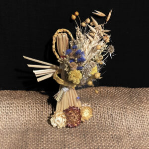 Straw Angel with Dried Flowers, Amulet-Decor, 17 cm