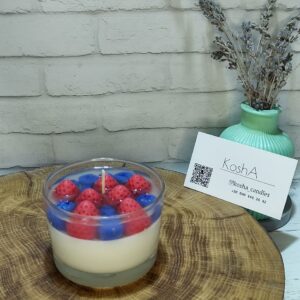 Soy Gel Candle with Berries in Glass