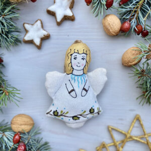 Vanilla-Scented Souvenir – Angel with Buds