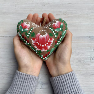Coffee-Scented Souvenir – Heart with Red Petrykivka Flower