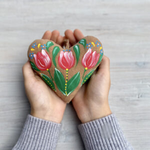 Coffee-Scented Souvenir – Heart with Tulips