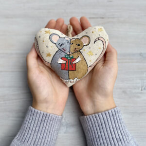 Vanilla-Scented Heart with Little Rats