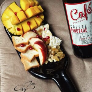 Wine Dark Lay Bottle Plate