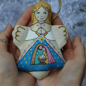Vanilla-Scented Decorative Angel – Holy Family