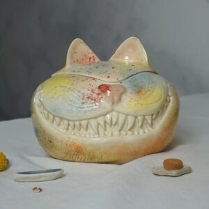 Chest "Cheshire Smiles"